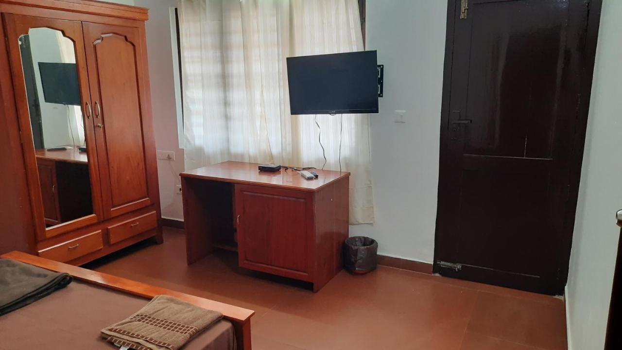 Poovar Sea View Rooms And Boating Family & Couple Only Exterior foto